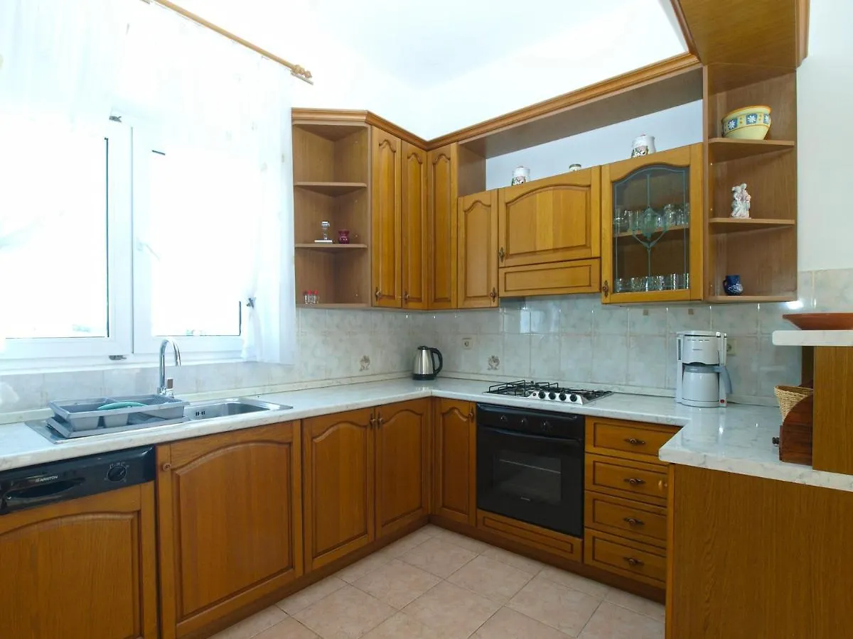 Apartments 770 Медулин